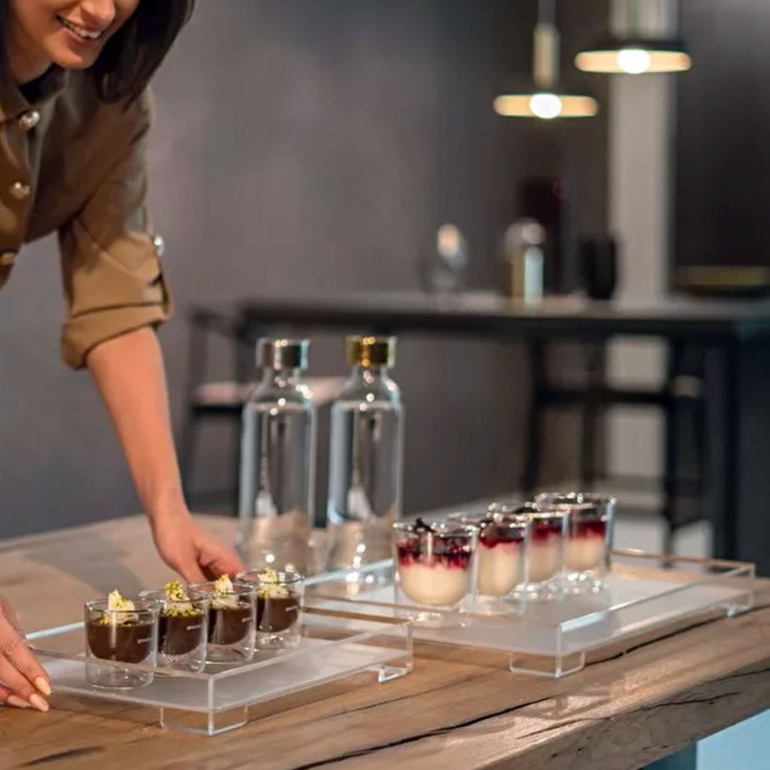 BANDEJA ICONS TRANSPARENTE GUZZINI, 32 CMS