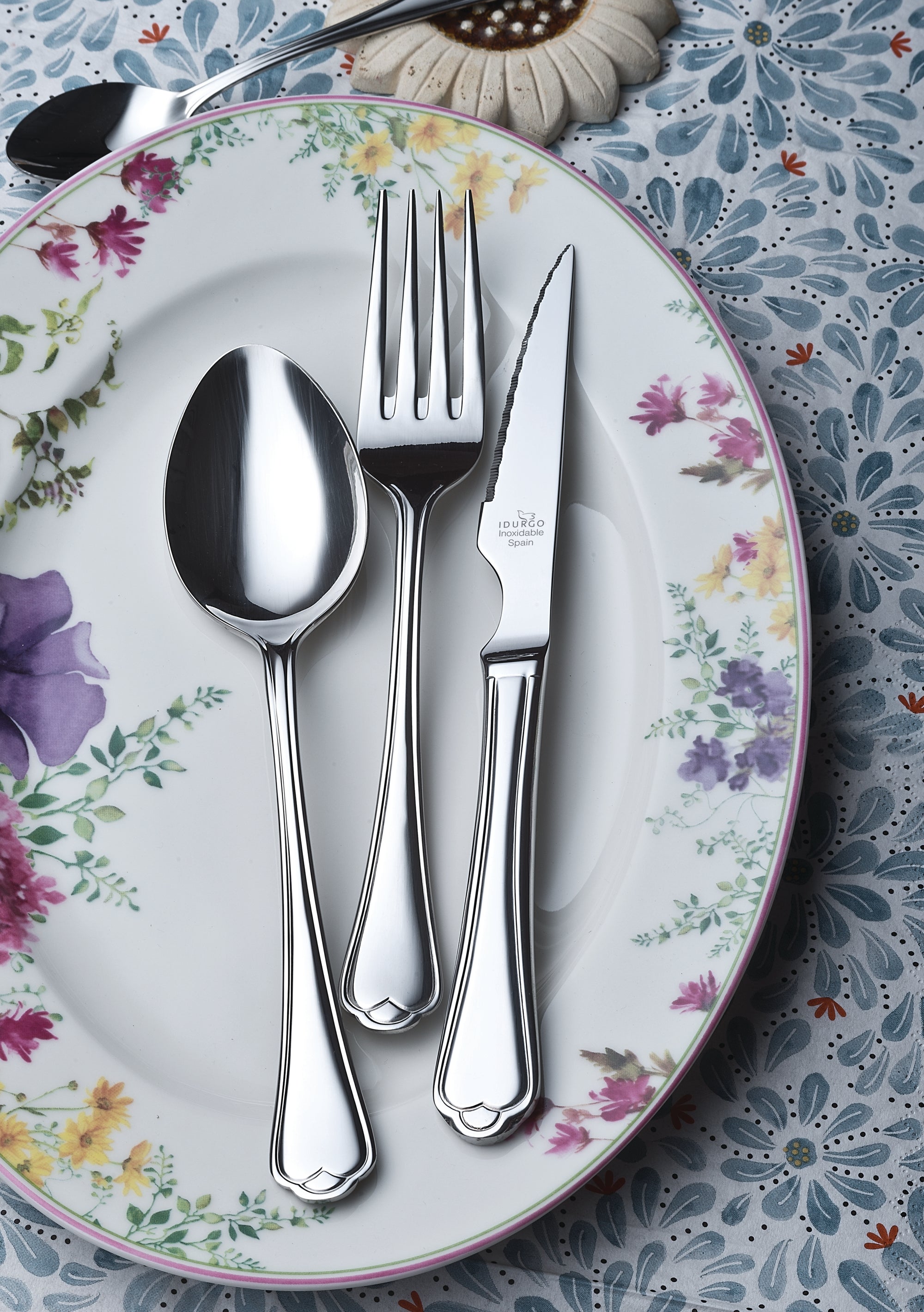 JUEGO CUCHILLERIA COLLINA IDURGO, 12 PERSONAS 113 PZ