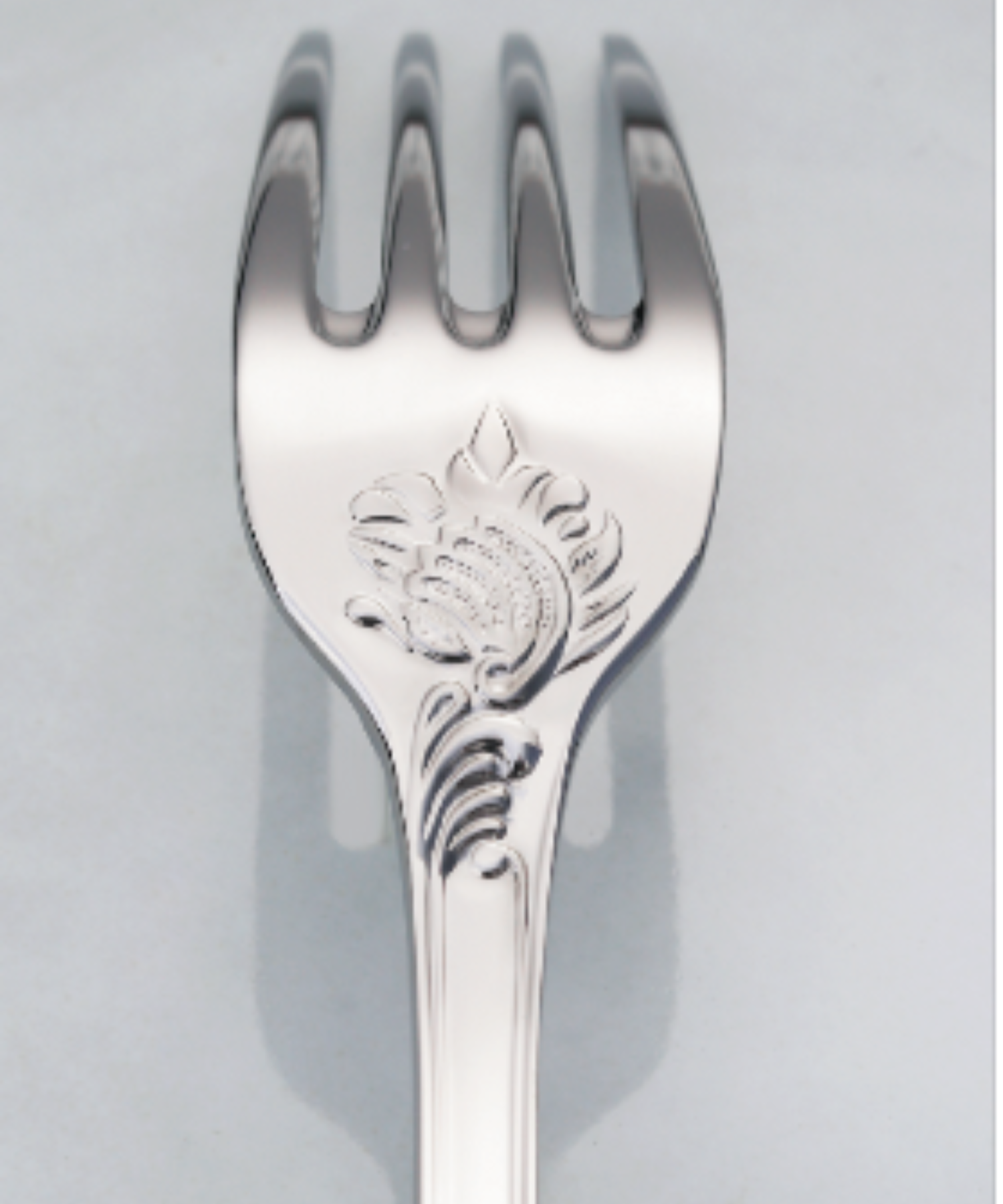 JUEGO CUCHILLERIA VERSAILLE VIVEUR, 12 PERSONAS, 120 PZ