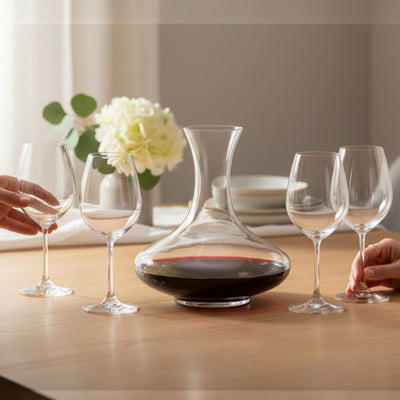 JUEGO 4 COPONES COMO Y DECANTADOR BOHEMIA, 5 PZ