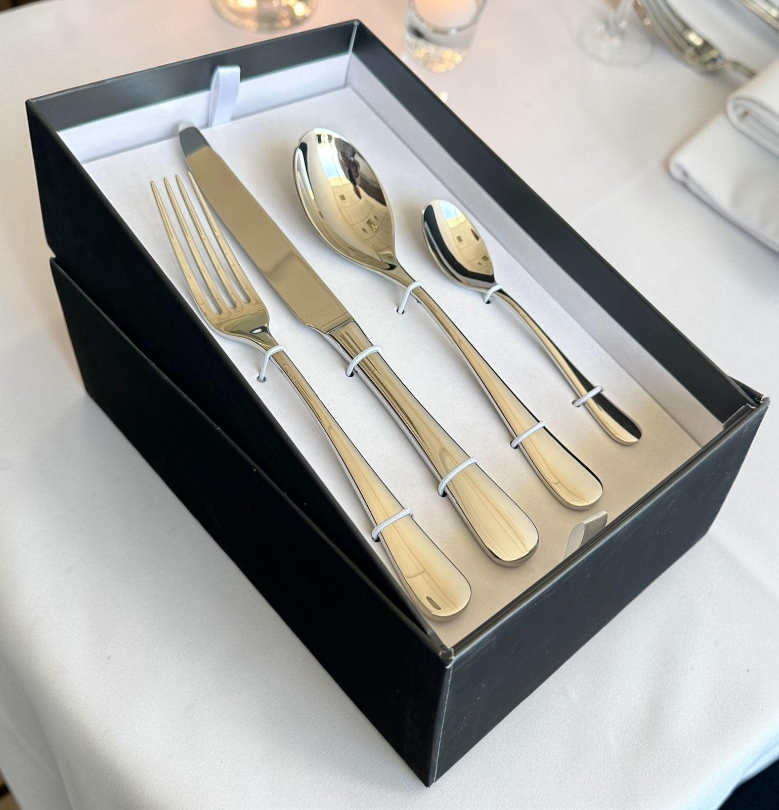 JUEGO CUCHILLERIA ROMA VIVEUR, 6 PERSONAS, 24 PZ