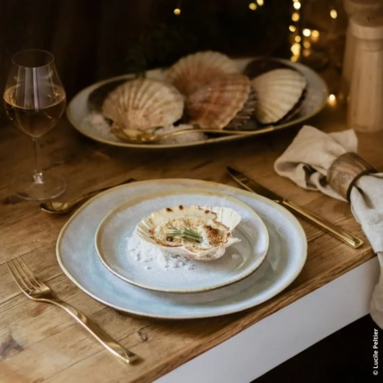 JUEGO DE VAJILLA SHADOW AQUA MEDARD DE NOBLAT, 12 PERSONAS, 62 PZ