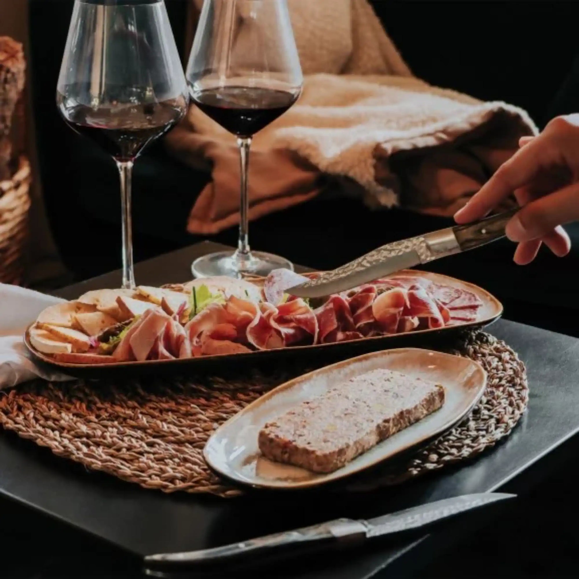 SET 4 CUCHILLOS CARNE VOLCANO LOU LAGUIOLE, CAJA MADERA